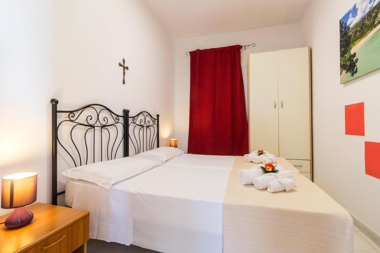 Suite Apartment La Punta Cala Gonone Luaran gambar