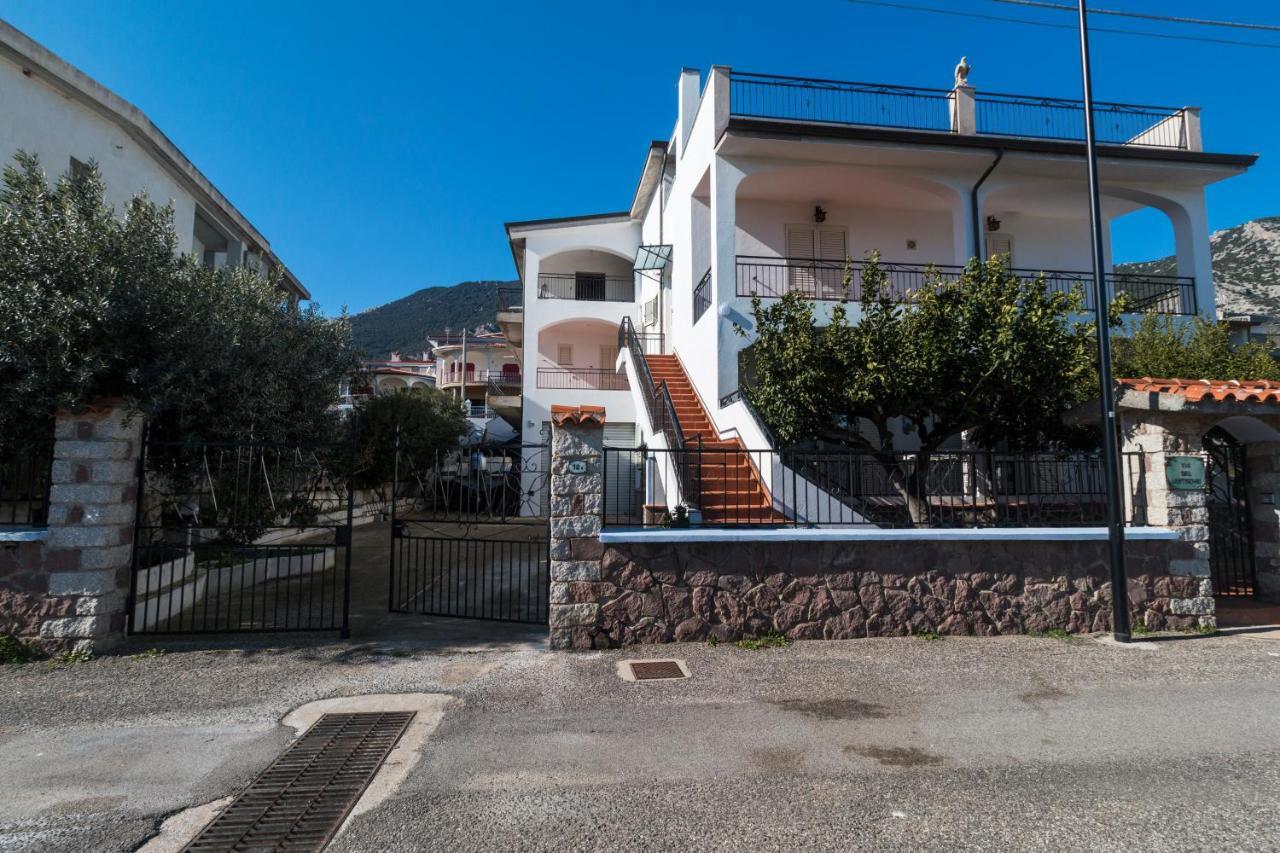 Suite Apartment La Punta Cala Gonone Luaran gambar