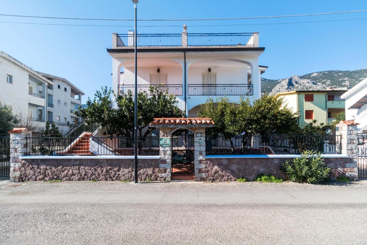 Suite Apartment La Punta Cala Gonone Luaran gambar
